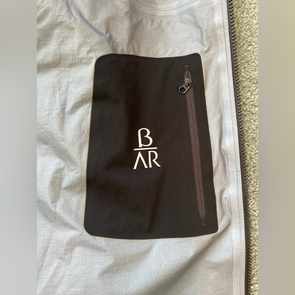 NWT Arc'teryx Men's Beta AR Jacket with Gore-Tex - Picture 9 of 15